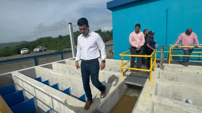 Realizan primera prueba en planta de aguas potables en los Botados, Monte Plata