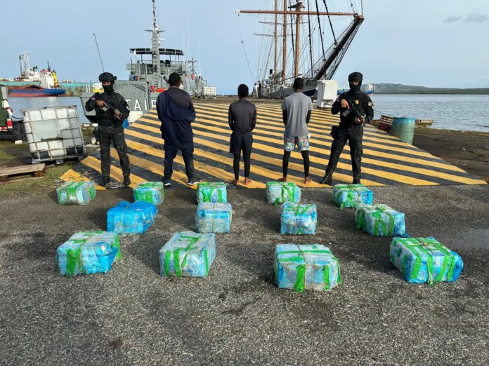 Incautan 316 paquetes de cocaína en Peravia 