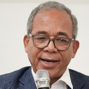 8 9 El Pais 11 1p041