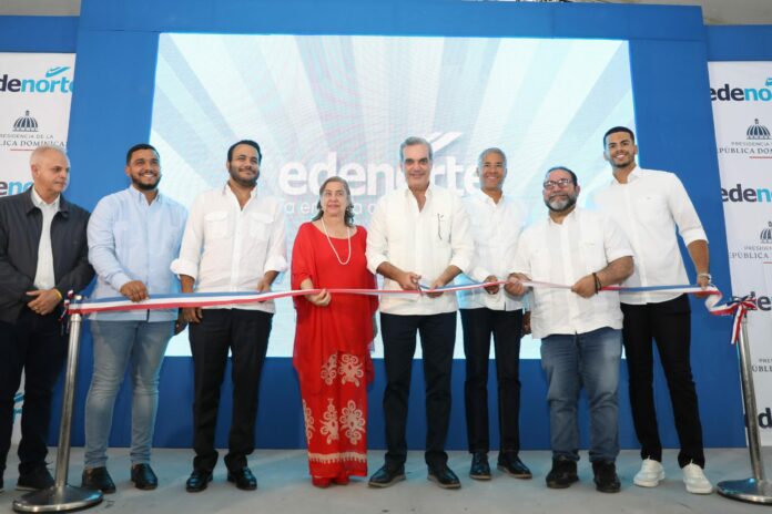 Abinader inaugura obras millonarias que beneficiarán más de 55 mil familias