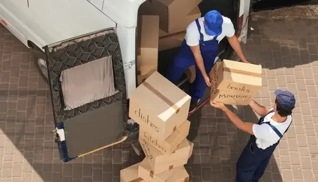 00000000000000000000 Se mudan de NYC en busca de mejor vida cientos dominicanos hacen lo mismo