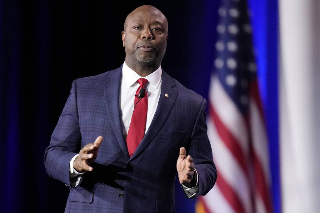 Senador republicano Tim Scott retira su campaña presidencial