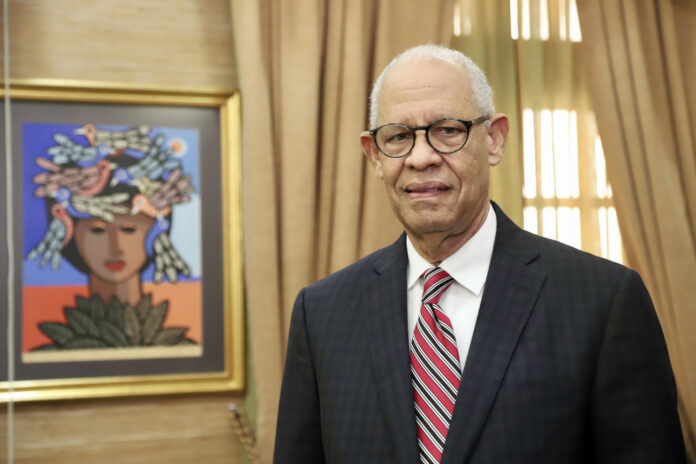 Abinader designa mediante decreto a nuevo rector del ITSC