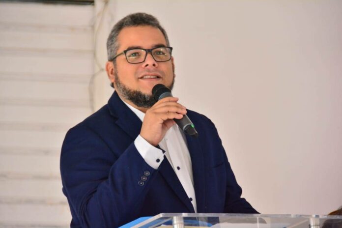 Buscan insertar jóvenes en campo