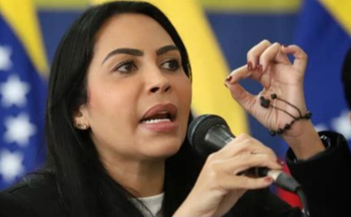 Delsa Solórzano