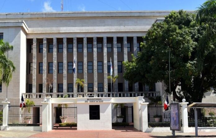 Gasto Gobierno en deuda: RD$185,231.11 millones