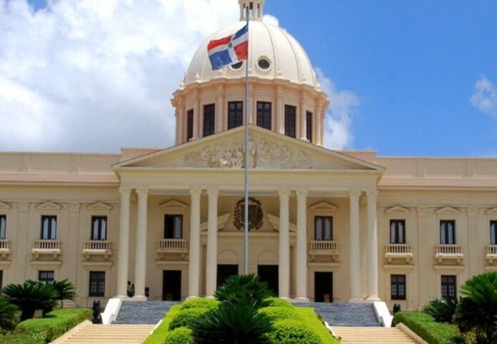 Nuevo rector del TSC y un Viceministro