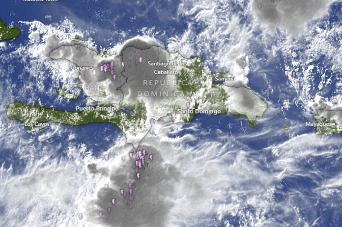 Onamet: vaguada se alejará de RD este sábado, pero viene polvo sahariano