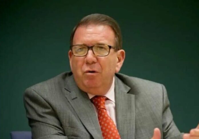 Pasado candidato presidencial venezolano llama a parar represión