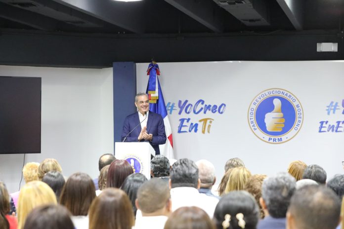 PRM apoya de manera unánime y hace suyo proyecto de reforma constitucional impulsado por Abinader