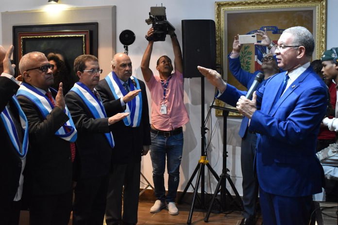 Instituto Duartiano insta a las autoridades a no descuidar el tema haitiano