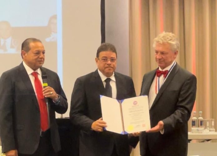Camacho, exaltado al Salón de la Fama del Taekwondo Mundial