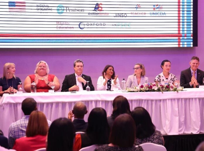 Destacan impacto de enseñar inglés para el desarrollo
