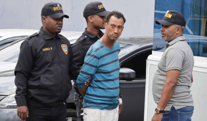 Hombre quita vida en Zona Colonial