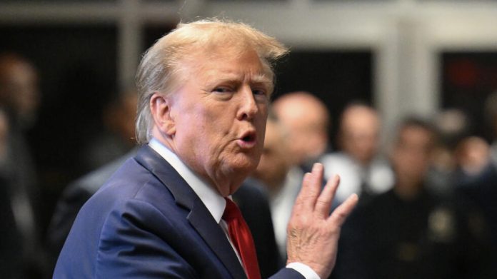 Fiscal especial presenta nueva imputación contra Trump por trauma electoral./