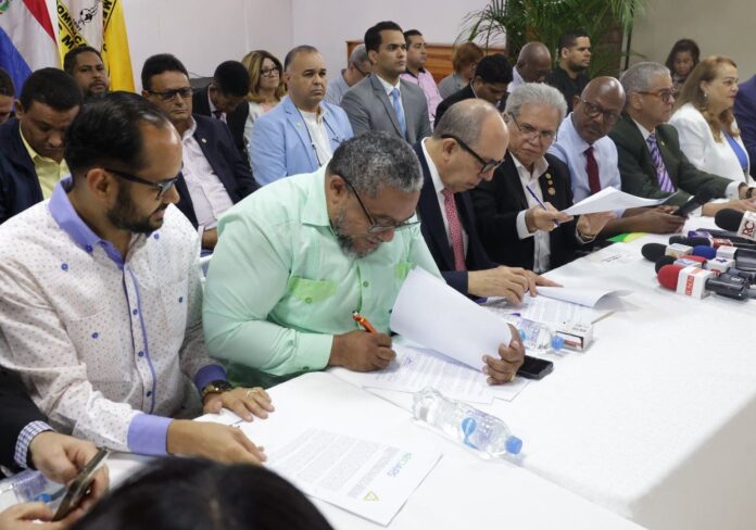 Gremios apoyan incluir salud mental en ARS