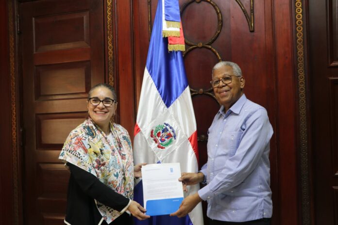 PNUD nombra dos representantes en el país