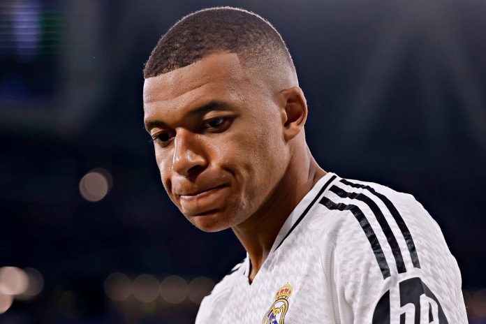 Mbappé se pierde el derbi contra el Atlético por una lesión 