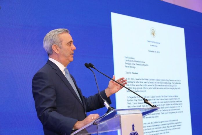 Estados Unidos invita a Abinader a cumbre sobre drogas sintéticas