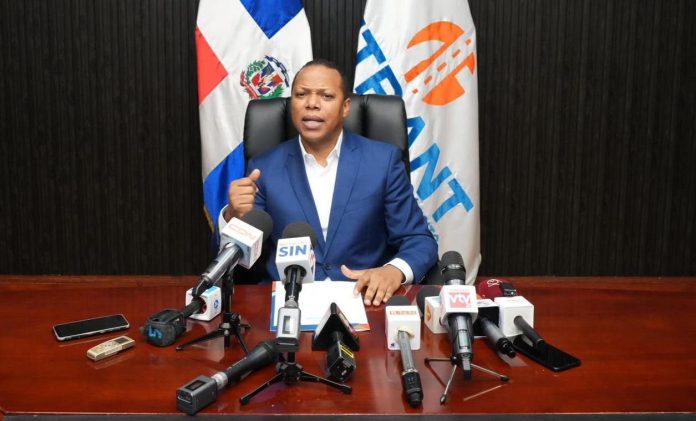 Milton Morrison: “El tránsito es un caos en el país completo»