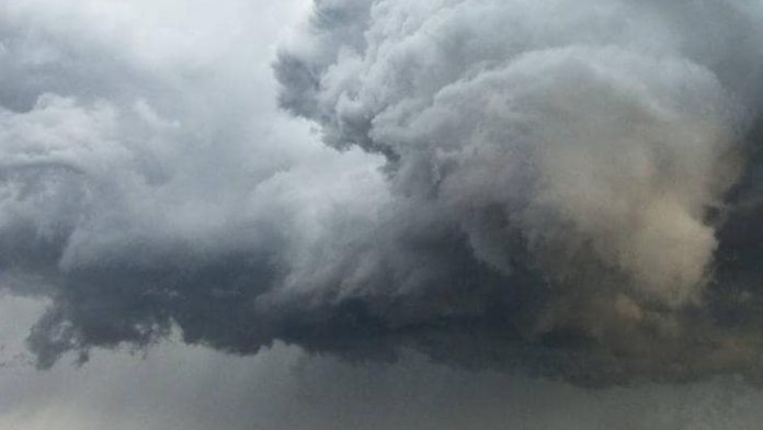Nueva Delhi sopesa utilizar «lluvia artificial» para frenar la contaminación