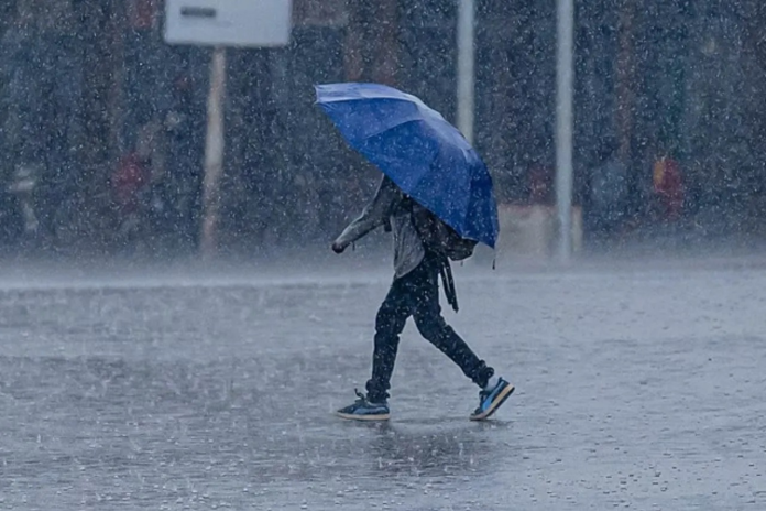¡Alisten los paraguas! Lluvias dominarán la semana debido a vaguada y onda tropical 38