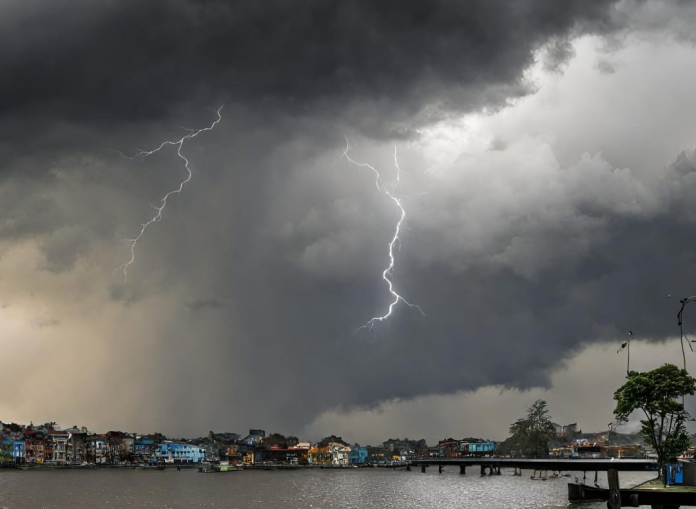 ¡Atención¡ El Distrito Nacional y ocho provincias siguen en alerta por posibles inundaciones