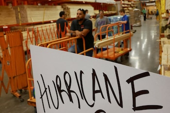Miami en alerta ante la inminente llegada de Milton (REUTERS/Jose Luis Gonzalez)