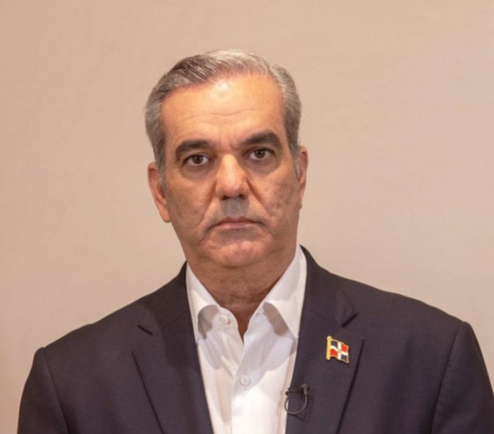 Abinader solicitará retiro inmediato de propuesta reforma Abinader solicitará retiro inmediato de propuesta reforma