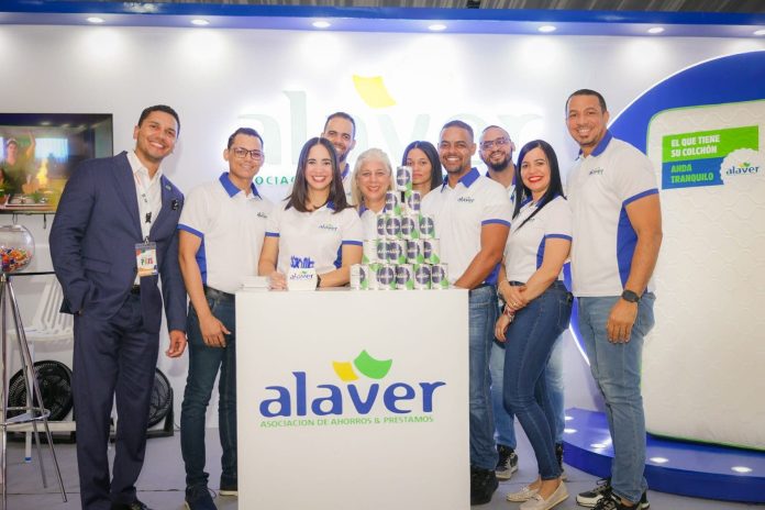 Alaver participa en Expo-Cibao con proyectos