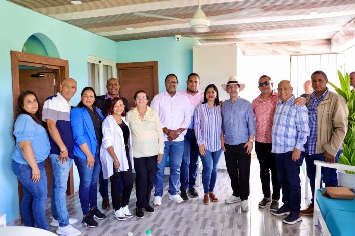 Anuncian reparación total de la carretera turística Tenares-Gaspar Hernández