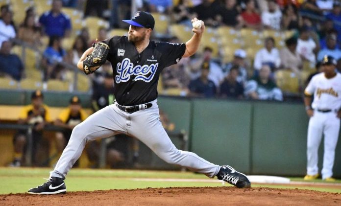El Licey blanquea a las Águilas y gana su tercer partido corrido