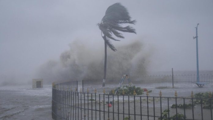 El ciclón ‘Dana’ se dirige hacia la bahía de Bengala y alerta al noreste de la India