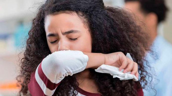 Exhortan a la población reforzar medidas preventivas ante virus respiratorios estacionales