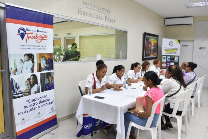 Jornadas de empleo: Empresas tienen 327 vacantes