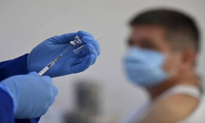 La OPS acuerda incrementar la producción regional de vacunas para frenar su dependencia