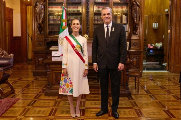 Luis Abinader y Claudia Sheibaum conversan sobre fortalecimiento de relaciones