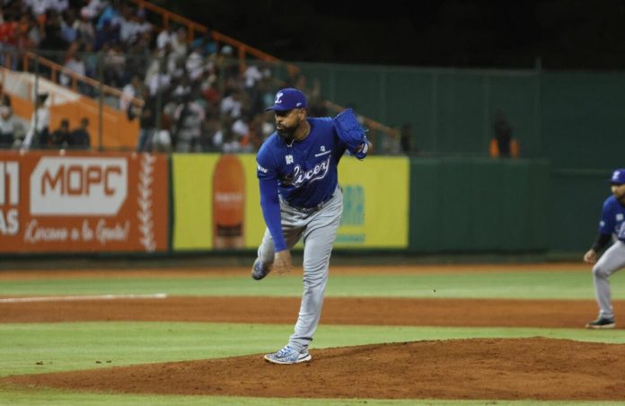 Relevo silenció bates de Estrellas para dar la victoria a los Tigres