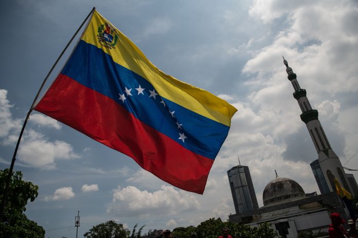 Venezolanos realizan maratón en redes sociales para promover unidad y presionar al régimen