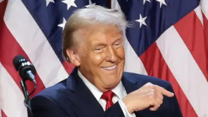 Donald Trump arrebata a los demócratas tres estados clave para sellar su triunfo