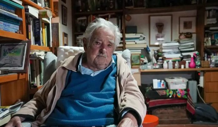 Pepe Mujica habla de su vida: «Soy un viejo medio loco, porque filosóficamente soy un estoico…»