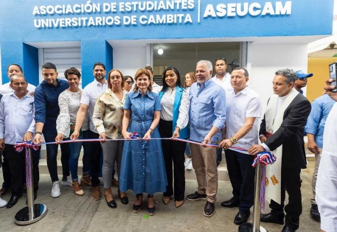 Apartamentos, club, techados y local estudiantil en San Cristóbal