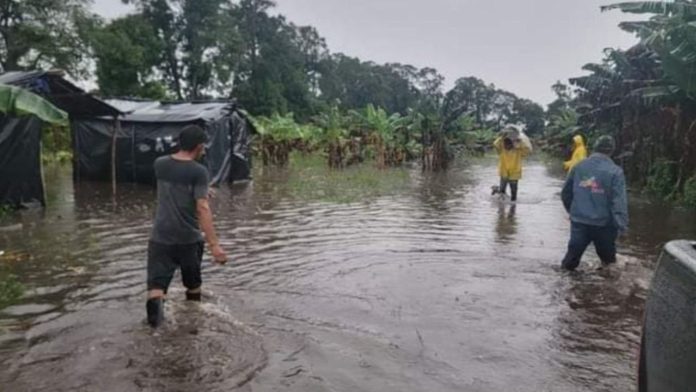 Honduras en «emergencia nacional» por lluvias que está causando la tormenta tropical Sara