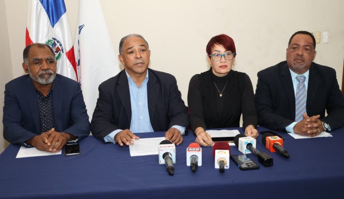 Mujer intima a Ciudad Oriental a borrar historia