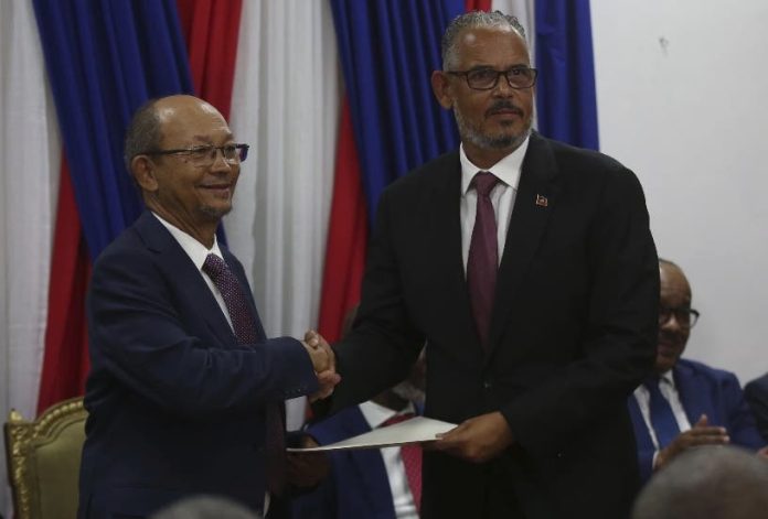Nuevo primer ministro asume gobierno Haití
