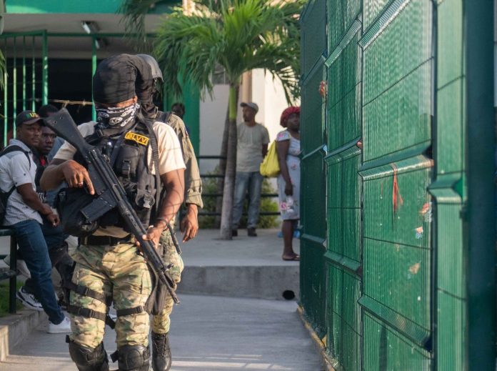 Policía Haití dice mató a varios miembros banda