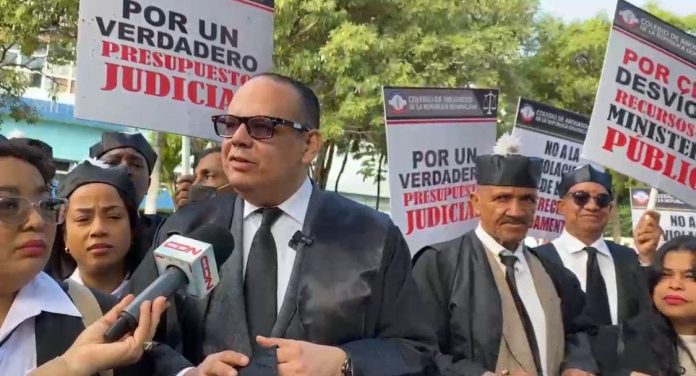 Presidente del CARD : «El 2024 fue al año de la indignidad y miseria judicial»