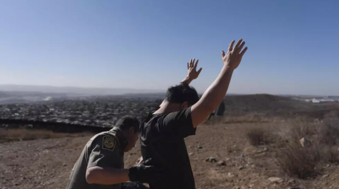 Administración de Trump alcanzó sus primeras deportaciones de indocumentados