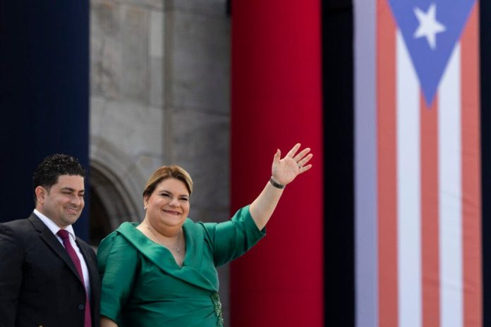 El nuevo Gobierno de Puerto Rico toma posesión en medio de un ambiente polarizado