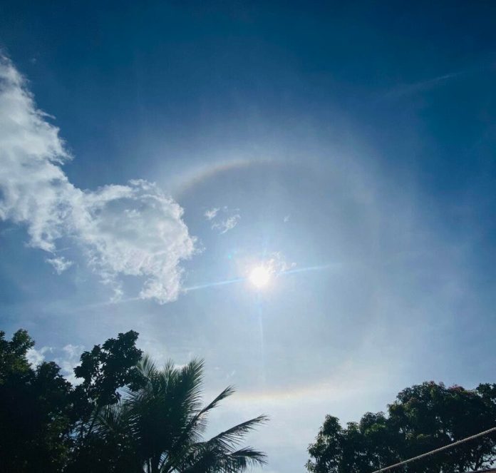 Un halo solar se ha formado este viernes en República Dominicana